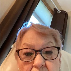 Meet your Posher, Joan